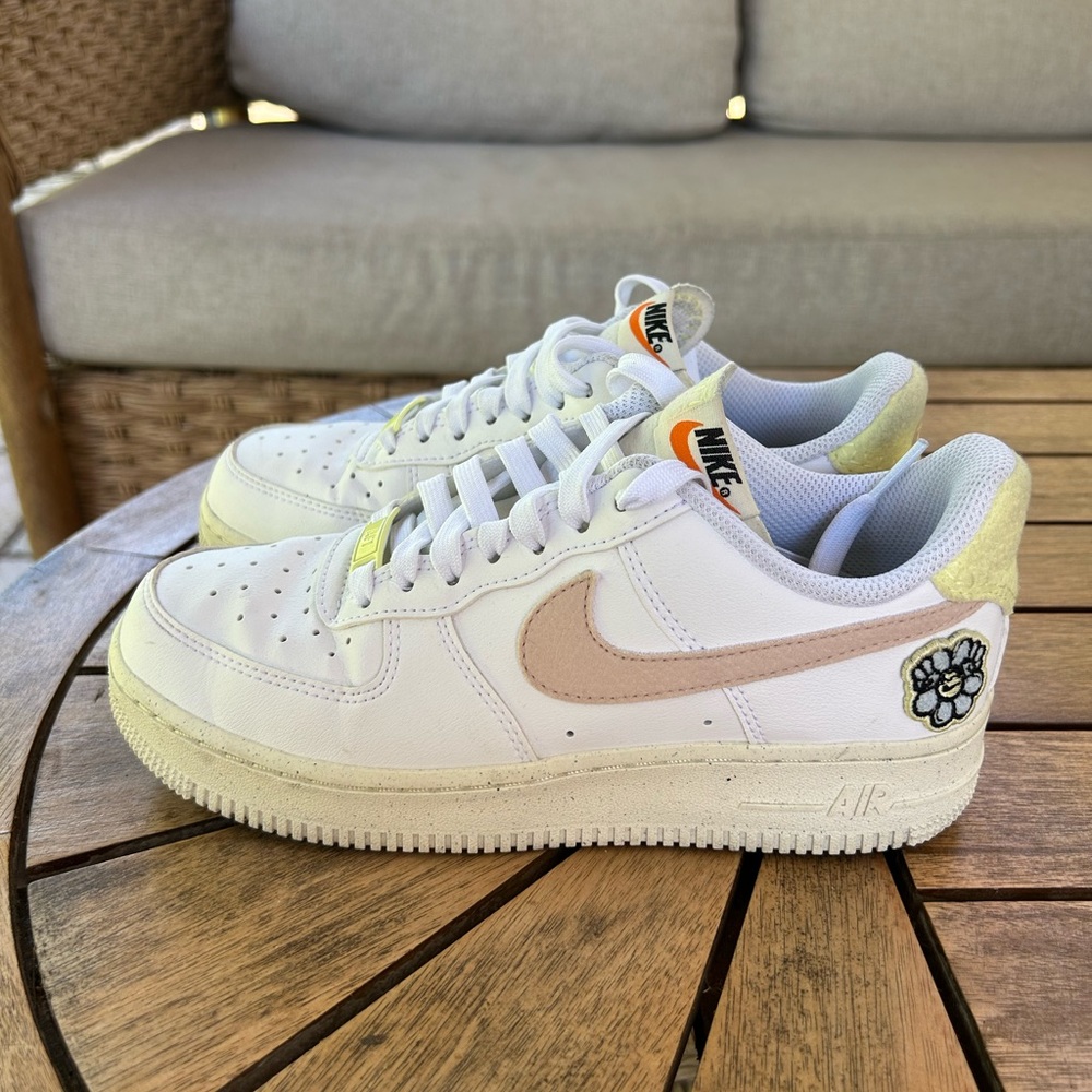 Nike AF1 Women size 6 White and Cream Sneakers Iconic Silhouette like new!!